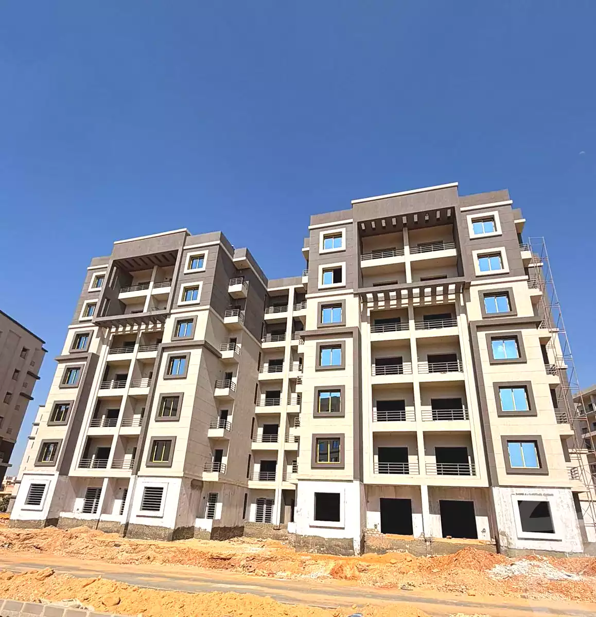 https://aqarmap.com.eg/ar/listing/7115374-for-sale-cairo-el-shorouk-compounds-mayan-compound-stm