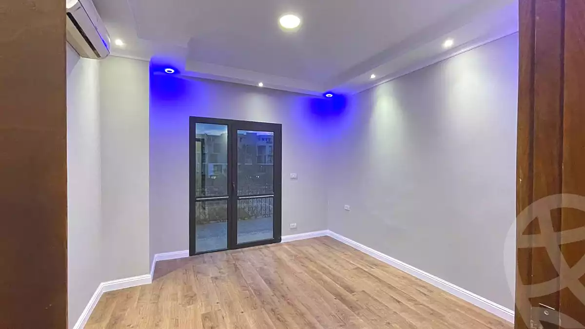 https://aqarmap.com.eg/ar/listing/7115529-for-rent-cairo-el-sheikh-zayed-city-compounds-the-courtyard