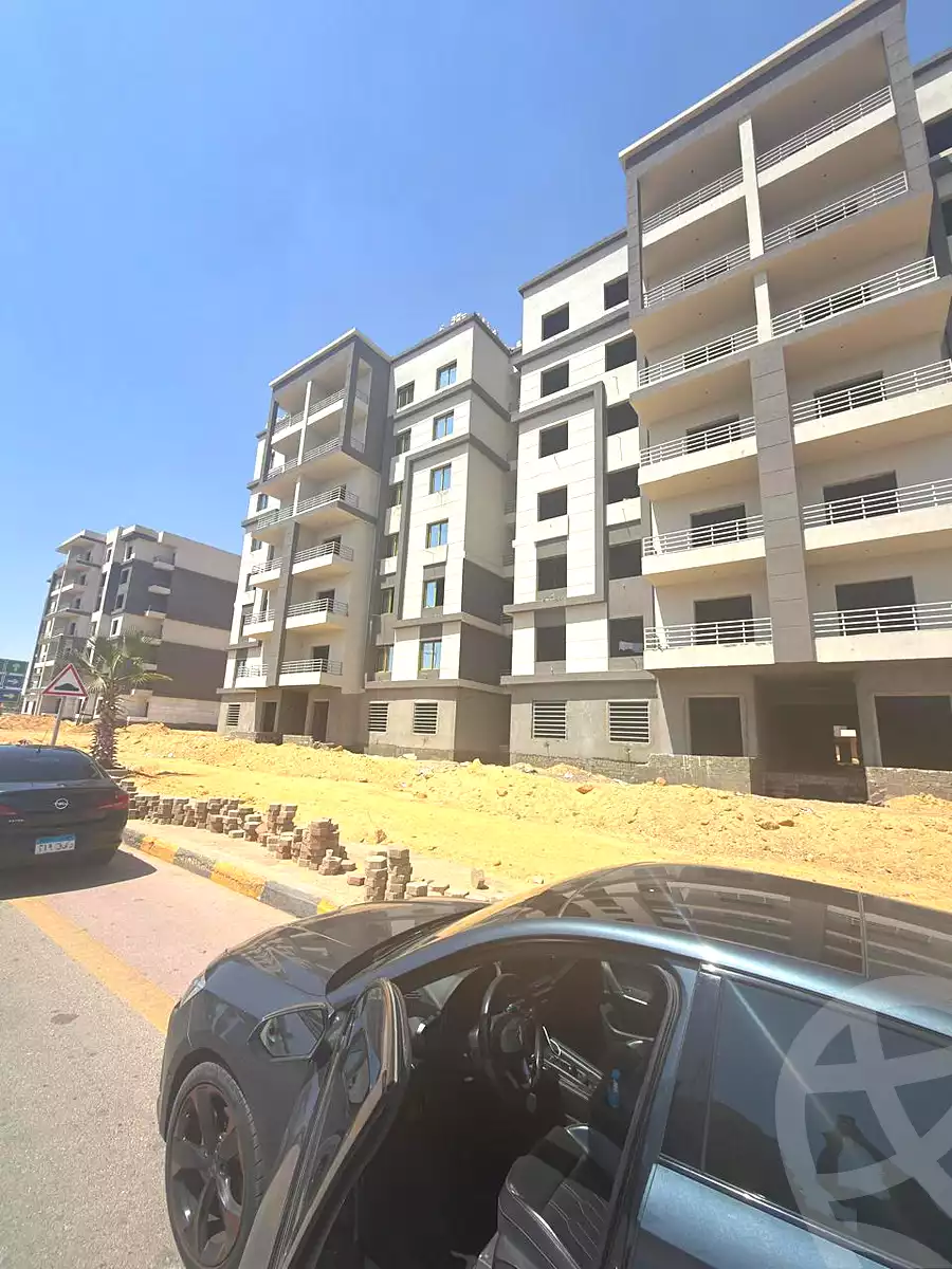 https://aqarmap.com.eg/ar/listing/7115535-for-sale-cairo-el-shorouk-compounds-mayan-compound-stm