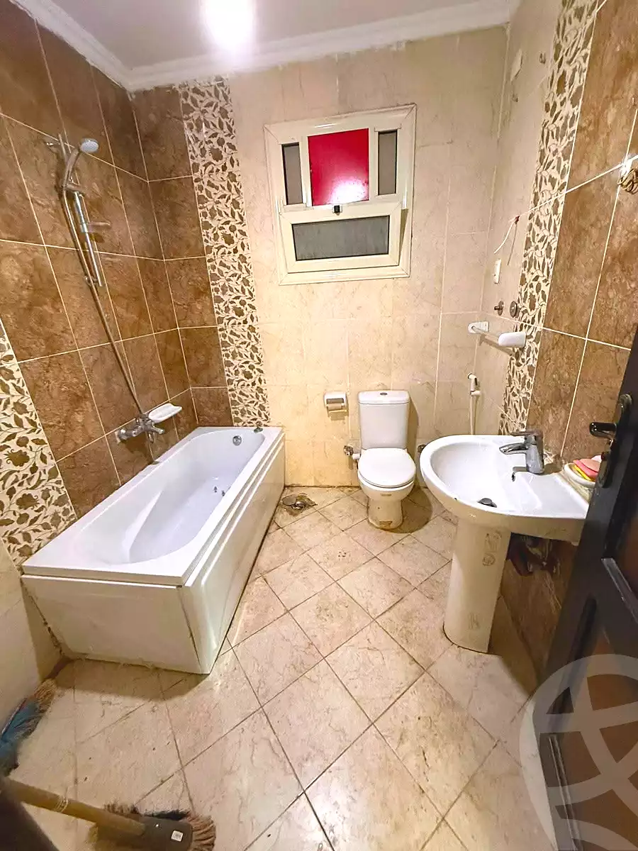 https://aqarmap.com.eg/ar/listing/7115634-for-rent-cairo-15th-of-may-dar-misr