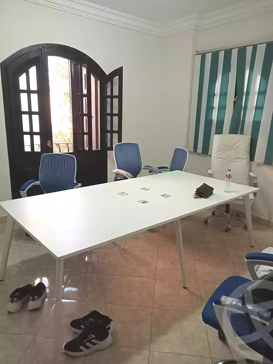 https://aqarmap.com.eg/ar/listing/7115649-for-sale-cairo-new-cairo-ganob-el-akadamiya-south-academy-z