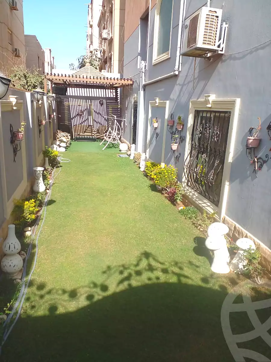 https://aqarmap.com.eg/ar/listing/7115653-for-sale-cairo-new-cairo-ganob-el-akadamiya-south-academy-d-khaled-ibn-el-waleed-st