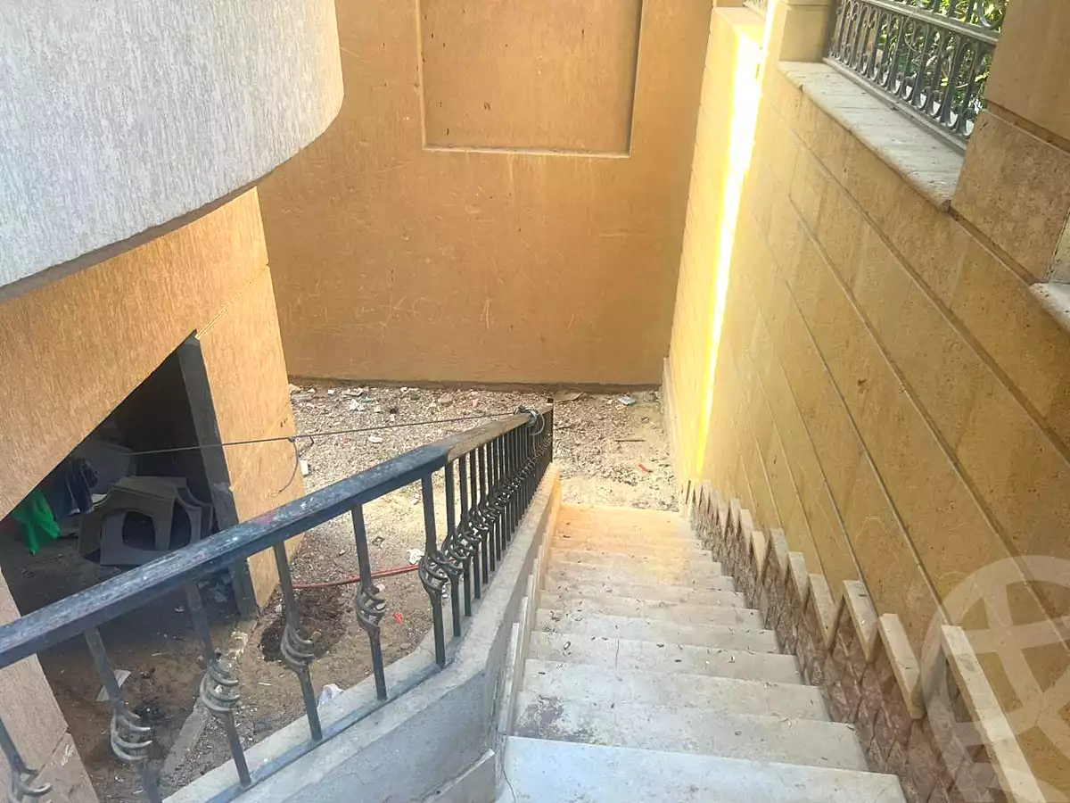 https://aqarmap.com.eg/ar/listing/7115878-for-sale-cairo-new-cairo-ganob-el-akadamiya-south-academy-b-taha-hussein-st