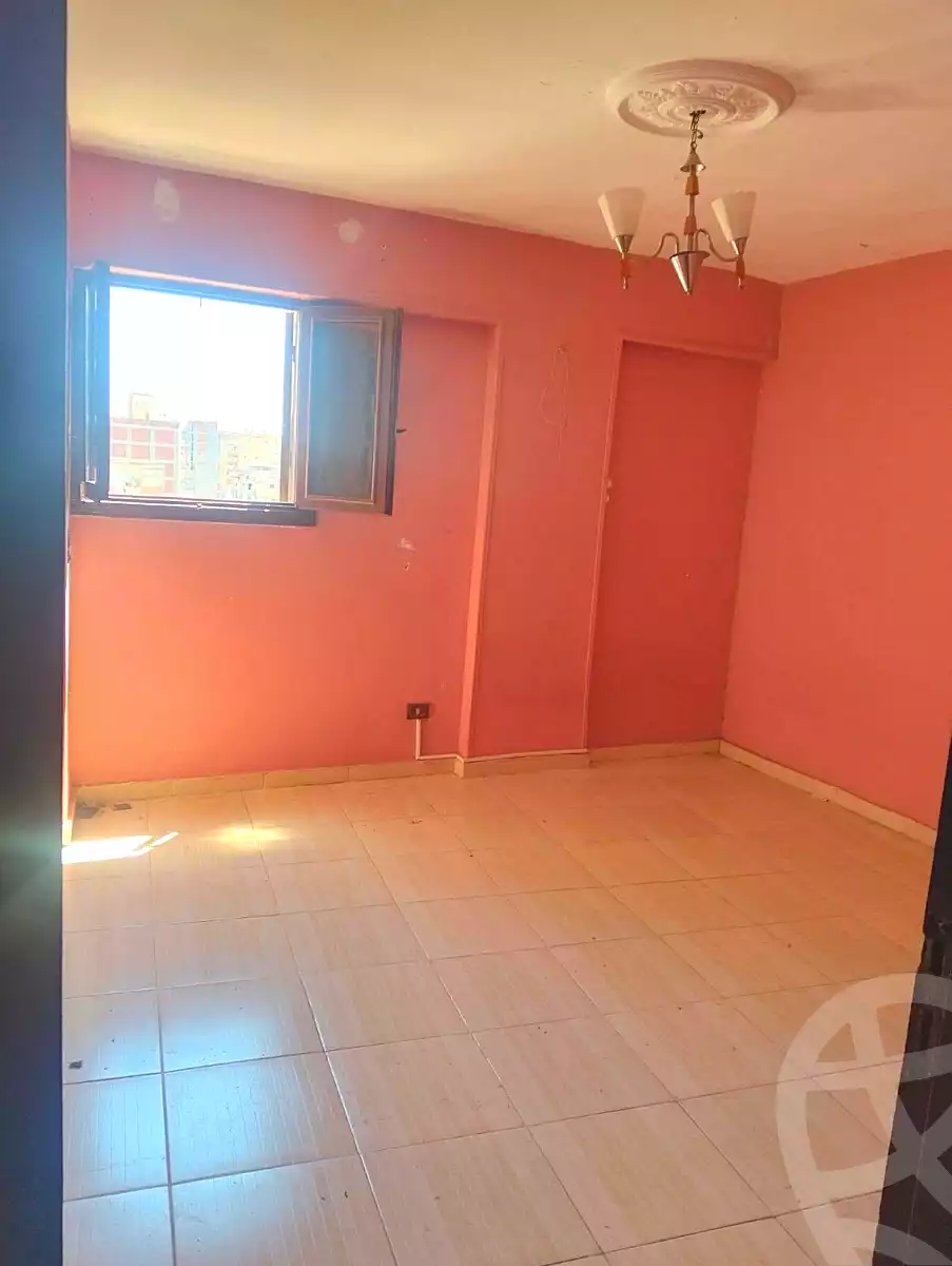 https://aqarmap.com.eg/ar/listing/7116201-for-rent-alexandria-ganaklis-el-arwam-church-st