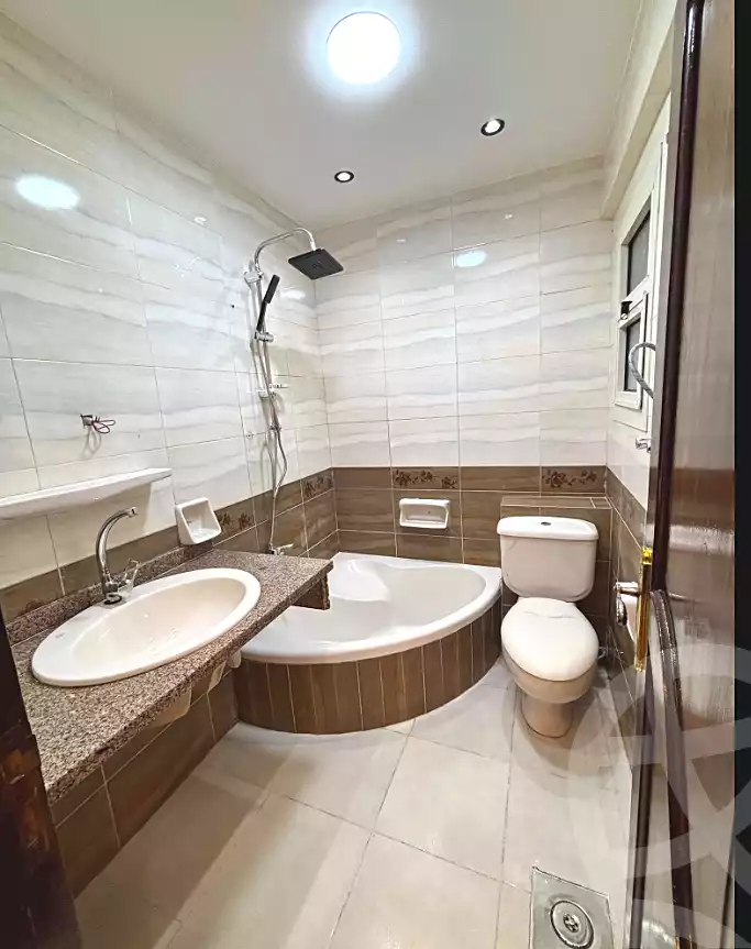 https://aqarmap.com.eg/en/listing/7116404-for-sale-alexandria-el-asafra-shr-45