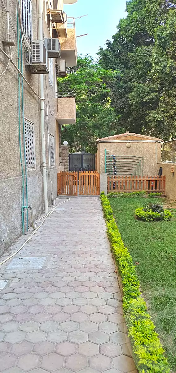 https://aqarmap.com.eg/ar/listing/7116474-for-sale-cairo-el-maadi-sarayat-el-maadi-street-73