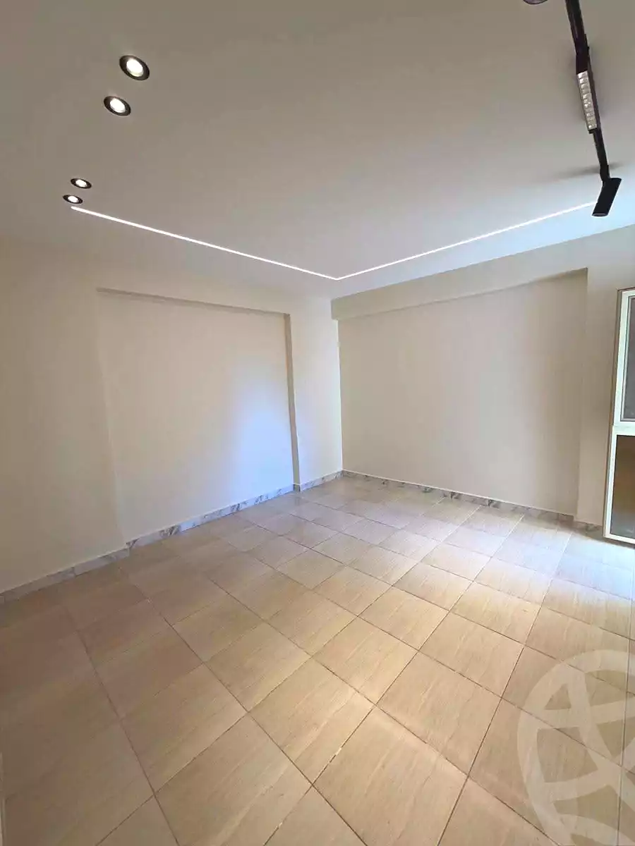 https://aqarmap.com.eg/ar/listing/7116783-for-sale-alexandria-al-agamy-lbytsh-bianchiii