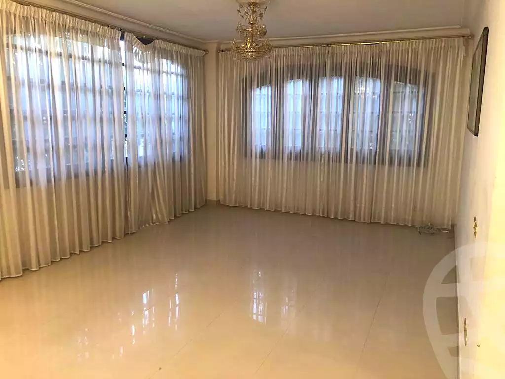 https://aqarmap.com.eg/ar/listing/7116800-for-sale-cairo-new-cairo-el-ahyaa-second-neighborhood-street-14