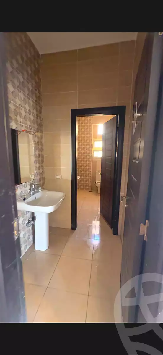 https://aqarmap.com.eg/ar/listing/7117072-for-sale-cairo-new-cairo-first-settlement-mhwr-mstfy-kml