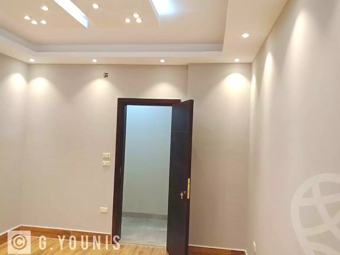 https://aqarmap.com.eg/en/listing/7117168-for-sale-cairo-mokattam-lhdb-l-ly-shareaa-9