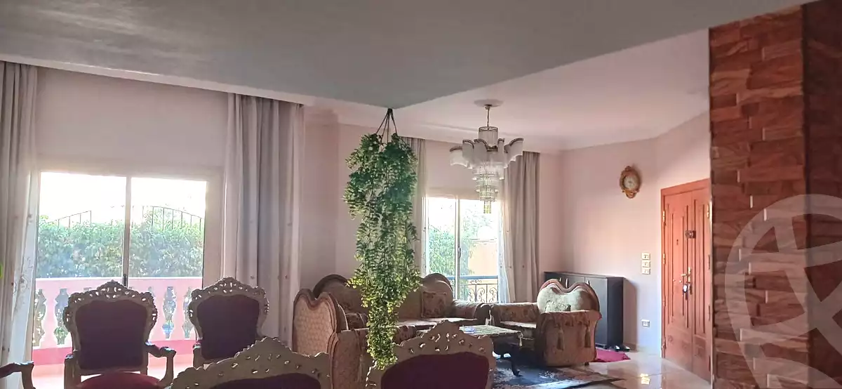 https://aqarmap.com.eg/ar/listing/7117890-for-sale-cairo-new-cairo-south-investors-mohammed-nagib-axis-st