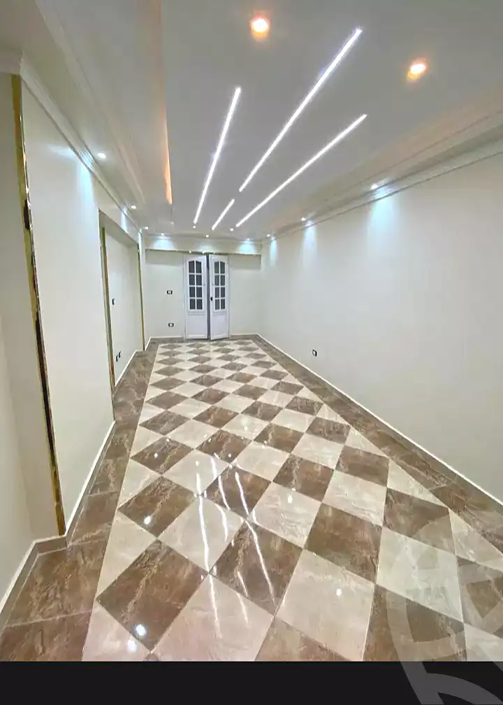 https://aqarmap.com.eg/en/listing/7117878-for-sale-alexandria-lsywf-el-falki