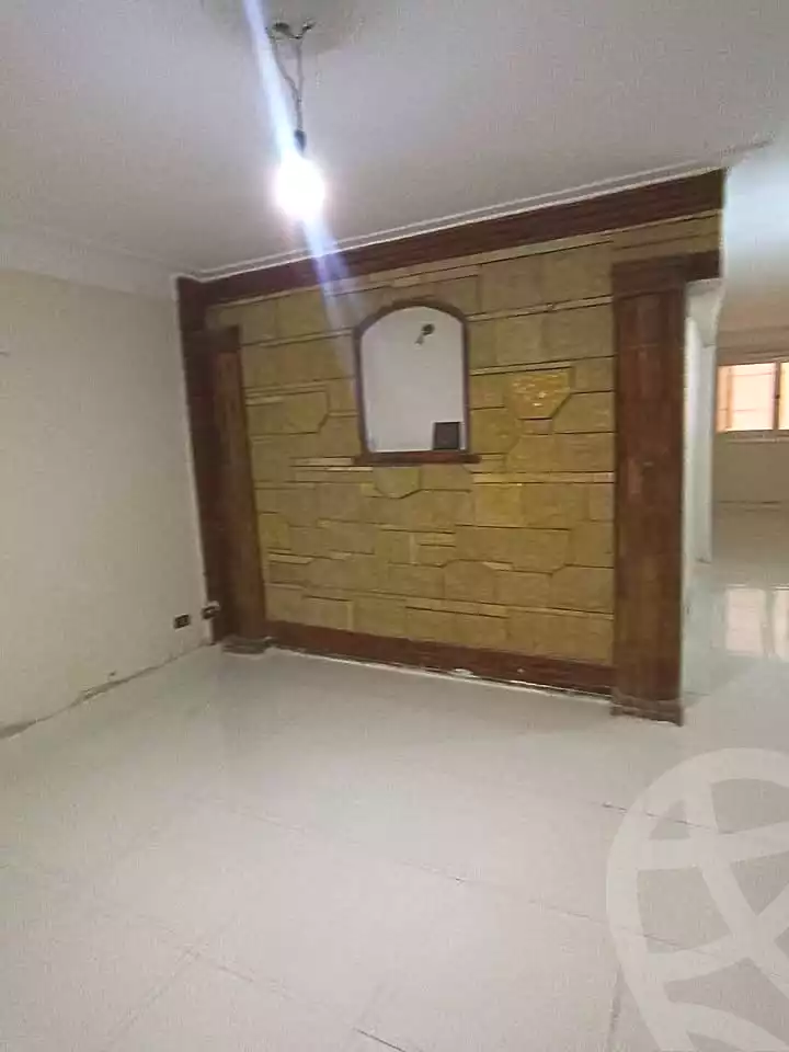 https://aqarmap.com.eg/ar/listing/7117965-for-sale-alexandria-ganaklis-shr-bw-qyr-tryq-lhry