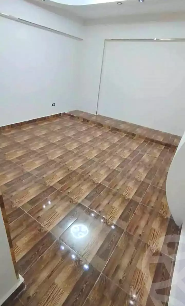 https://aqarmap.com.eg/ar/listing/7118073-for-sale-alexandria-al-agamy-bw-ywsf