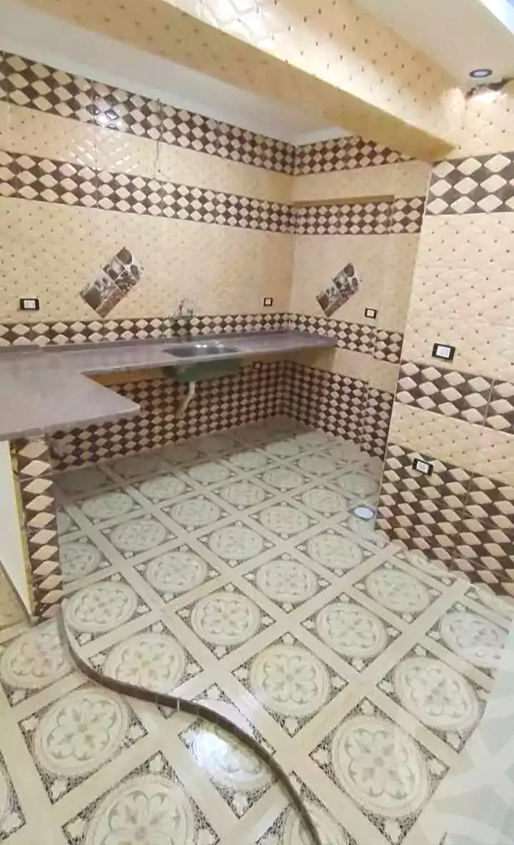 https://aqarmap.com.eg/ar/listing/7118073-for-sale-alexandria-al-agamy-bw-ywsf