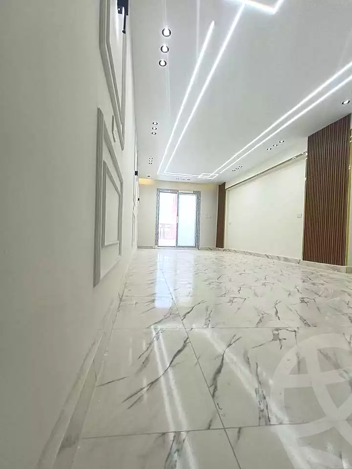 https://aqarmap.com.eg/en/listing/7118213-for-sale-alexandria-al-agamy-lbytsh-bianchiii-street-11