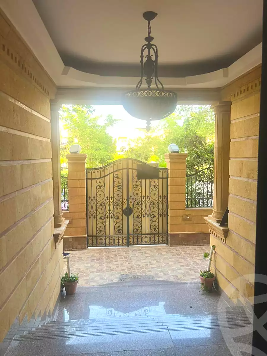https://aqarmap.com.eg/ar/listing/7118368-for-sale-cairo-new-cairo-ganob-el-akadamiya-south-academy-b-taha-hussein-st