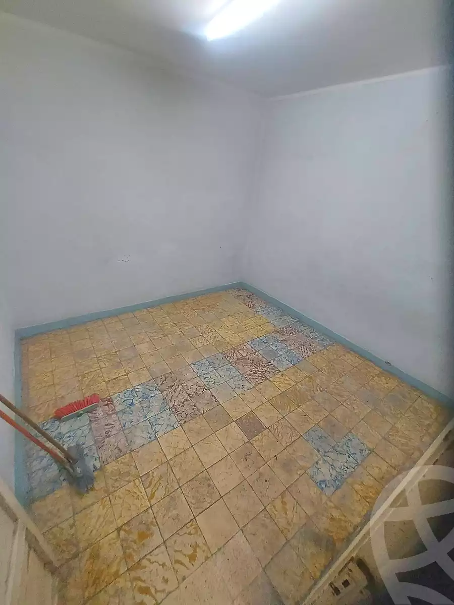 https://aqarmap.com.eg/ar/listing/7118402-for-sale-cairo-helwan-sherif-st