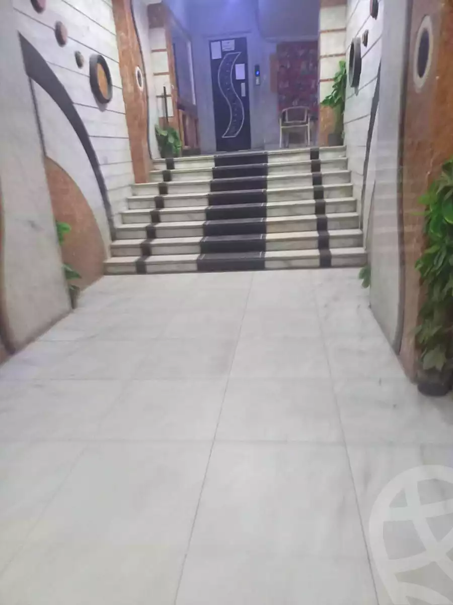 https://aqarmap.com.eg/ar/listing/7118413-for-sale-alexandria-al-agamy-el-hanouvel