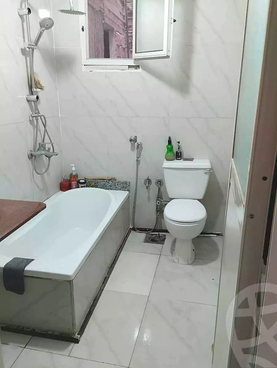 https://aqarmap.com.eg/ar/listing/7118412-for-sale-alexandria-al-agamy-faddah-st