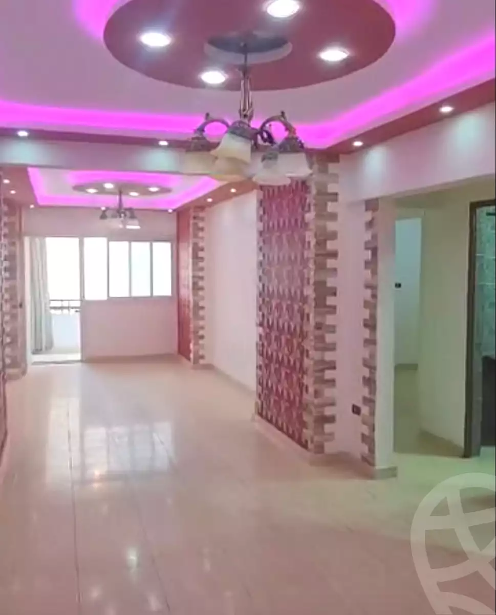https://aqarmap.com.eg/ar/listing/7118590-for-sale-alexandria-el-asafra-l-sfr-qbly-el-maahad-el-dini-st