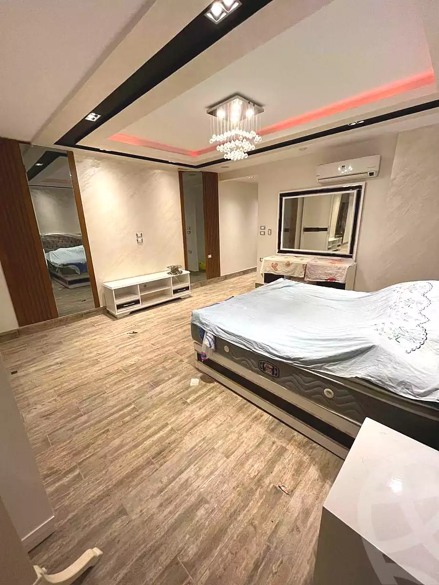 https://aqarmap.com.eg/ar/listing/7118777-for-sale-cairo-helwan-hadayek-helwan-nile-corniche-st