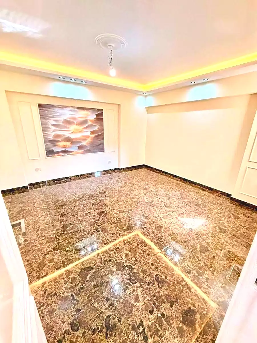 https://aqarmap.com.eg/ar/listing/7119401-for-sale-alexandria-sydy-bshr-sydy-bshr-bhry-shr-khld-bn-lwlyd