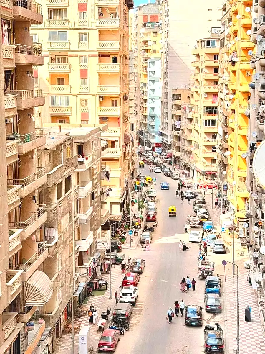 https://aqarmap.com.eg/ar/listing/7119401-for-sale-alexandria-sydy-bshr-sydy-bshr-bhry-shr-khld-bn-lwlyd