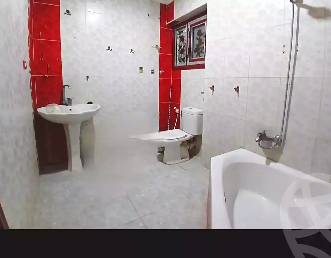 https://aqarmap.com.eg/ar/listing/7119430-for-sale-alexandria-sydy-bshr-sydy-bshr-qbly-rd-lfdly