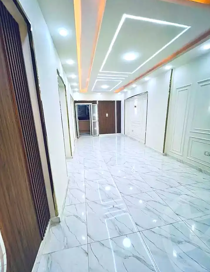 https://aqarmap.com.eg/en/listing/7119661-for-sale-alexandria-al-agamy-lbytsh-zayed-st