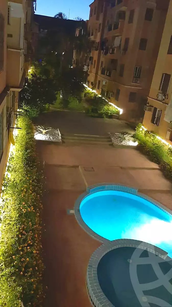 https://aqarmap.com.eg/en/listing/7082555-for-sale-cairo-el-sheikh-zayed-city-el-hay-elsabeaa-lbstn