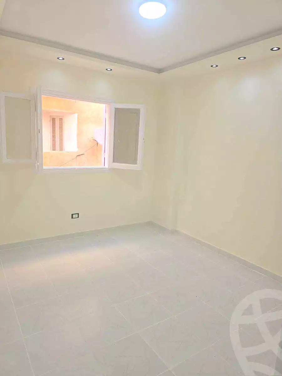 https://aqarmap.com.eg/ar/listing/7119663-for-sale-alexandria-al-agamy-shataa-el-nakheel-street-10
