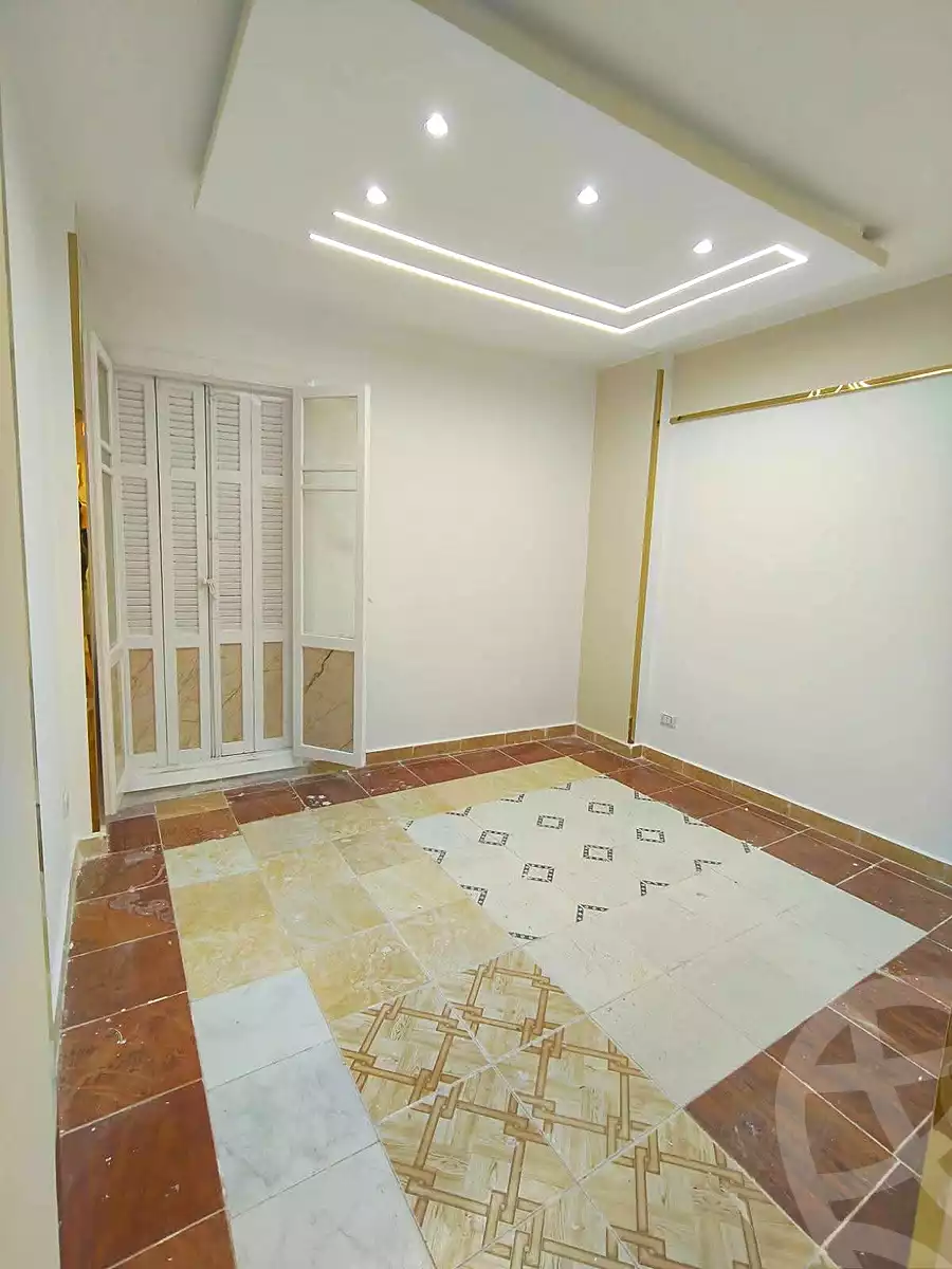 https://aqarmap.com.eg/ar/listing/7119736-for-sale-alexandria-lsywf-el-falki