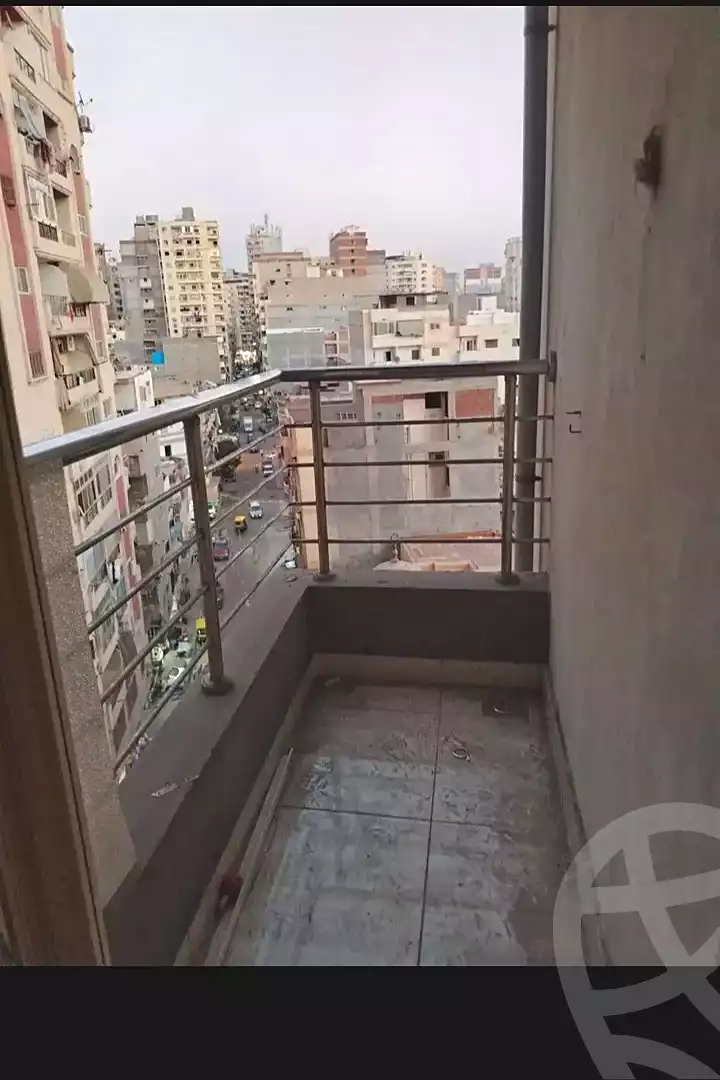 https://aqarmap.com.eg/ar/listing/7119731-for-sale-alexandria-lsywf-city-light-compound
