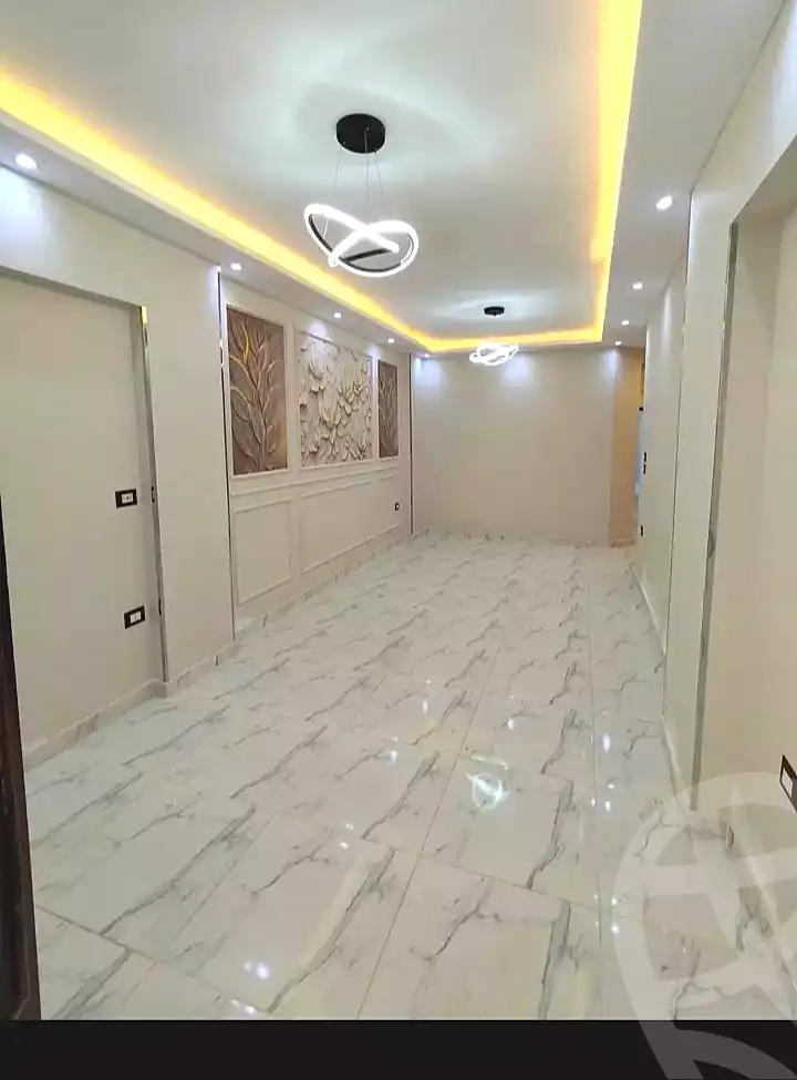 https://aqarmap.com.eg/en/listing/7119788-for-sale-alexandria-al-agamy-bw-ywsf-hosni-mubarak-st