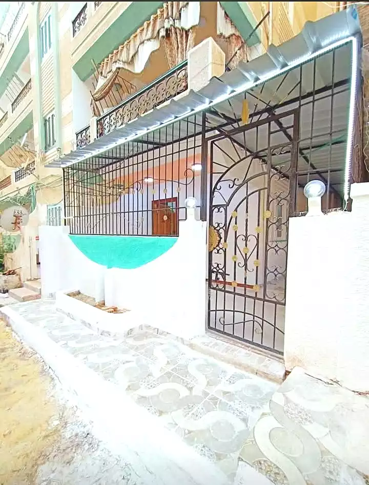 https://aqarmap.com.eg/ar/listing/7119562-for-sale-alexandria-al-agamy-shataa-el-nakheel