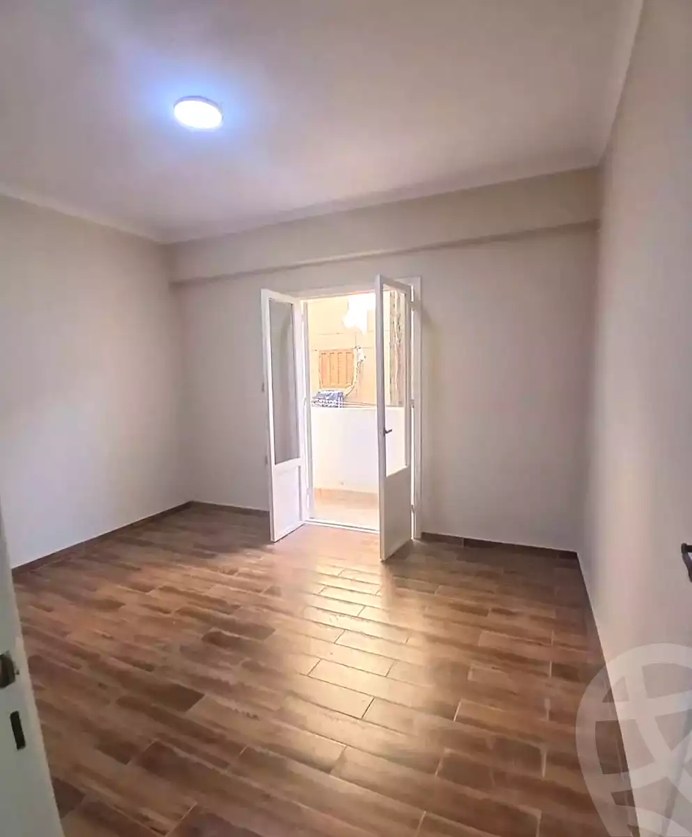 https://aqarmap.com.eg/en/listing/7120010-for-sale-alexandria-el-asafra