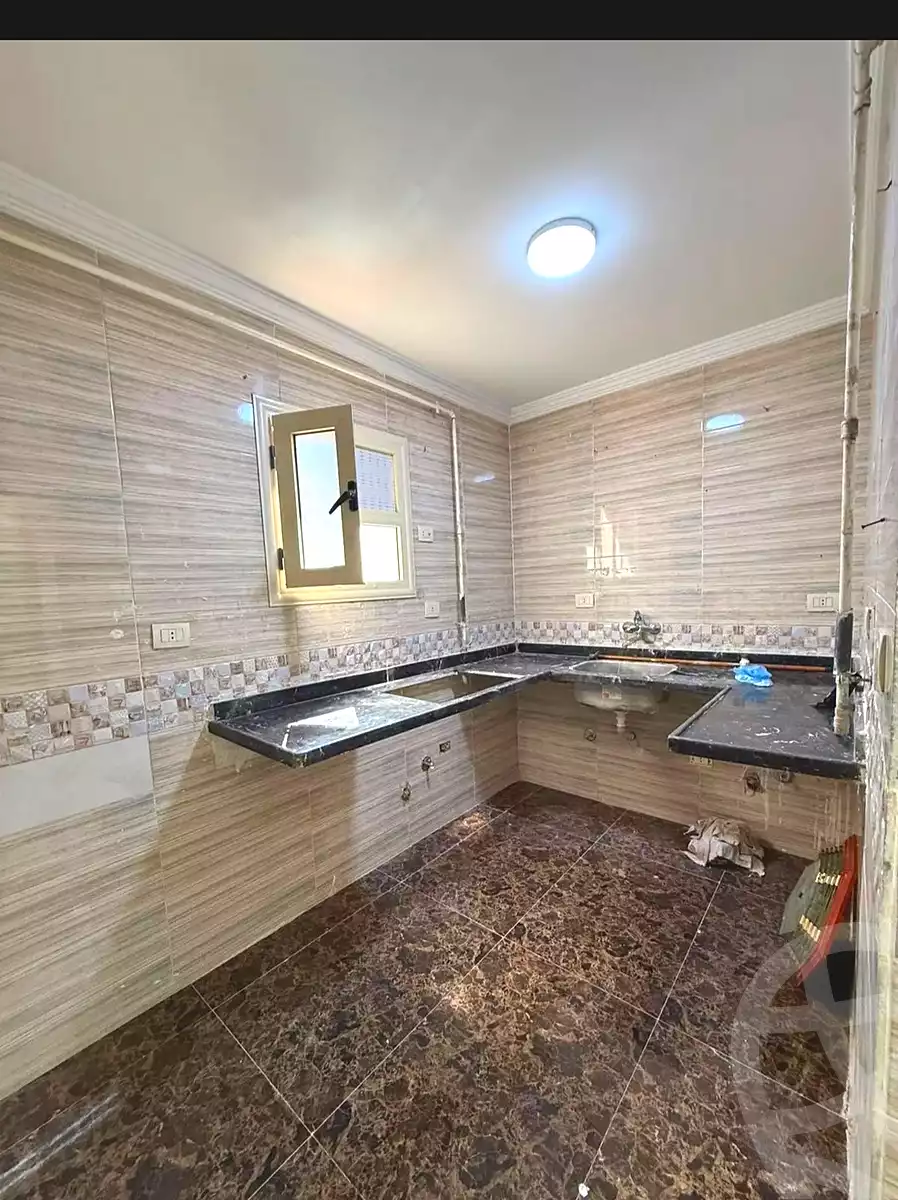 https://aqarmap.com.eg/ar/listing/7120008-for-sale-alexandria-sydy-bshr-sydy-bshr-bhry-shr-khld-bn-lwlyd