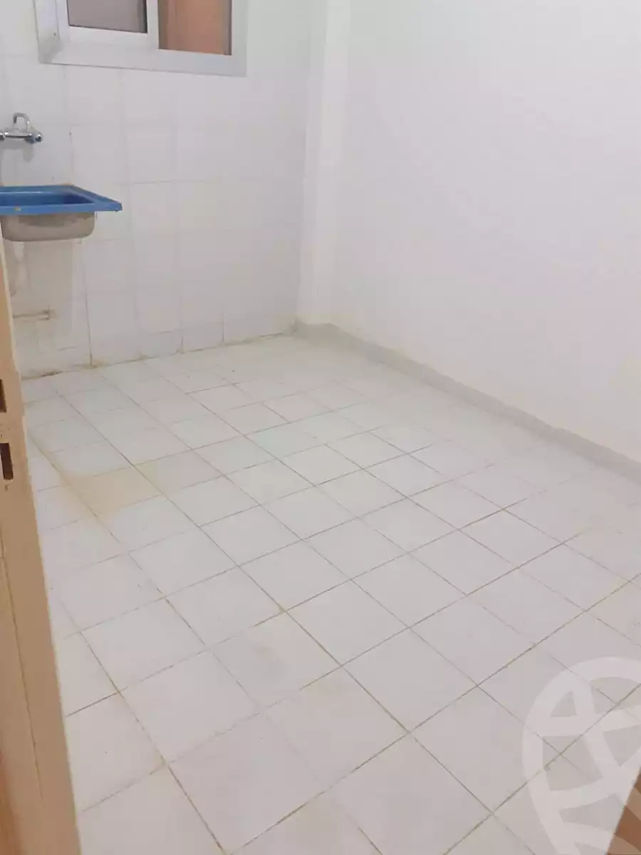 https://aqarmap.com.eg/en/listing/7120371-for-sale-marsa-matruh-marsa-matrouh-city-agiba-el-abyad-rd
