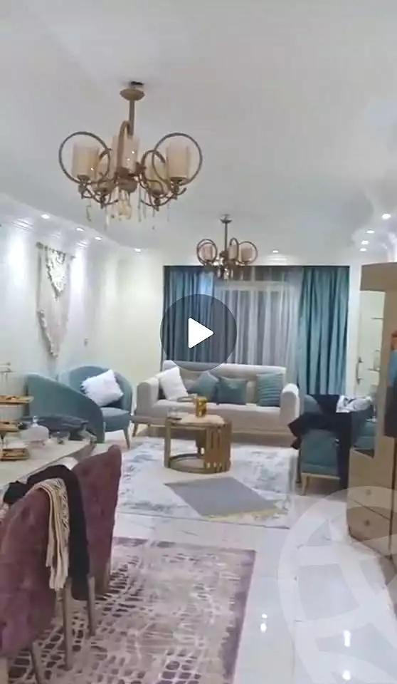 https://aqarmap.com.eg/ar/listing/7120649-for-sale-cairo-faisal-kafr-tohormos-queen-nazli-st