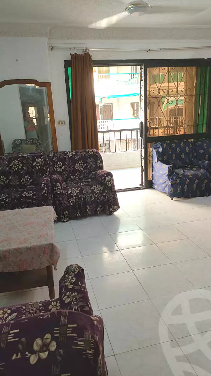 https://aqarmap.com.eg/ar/listing/7120679-for-rent-alexandria-al-agamy-shataa-el-nakheel-street-19