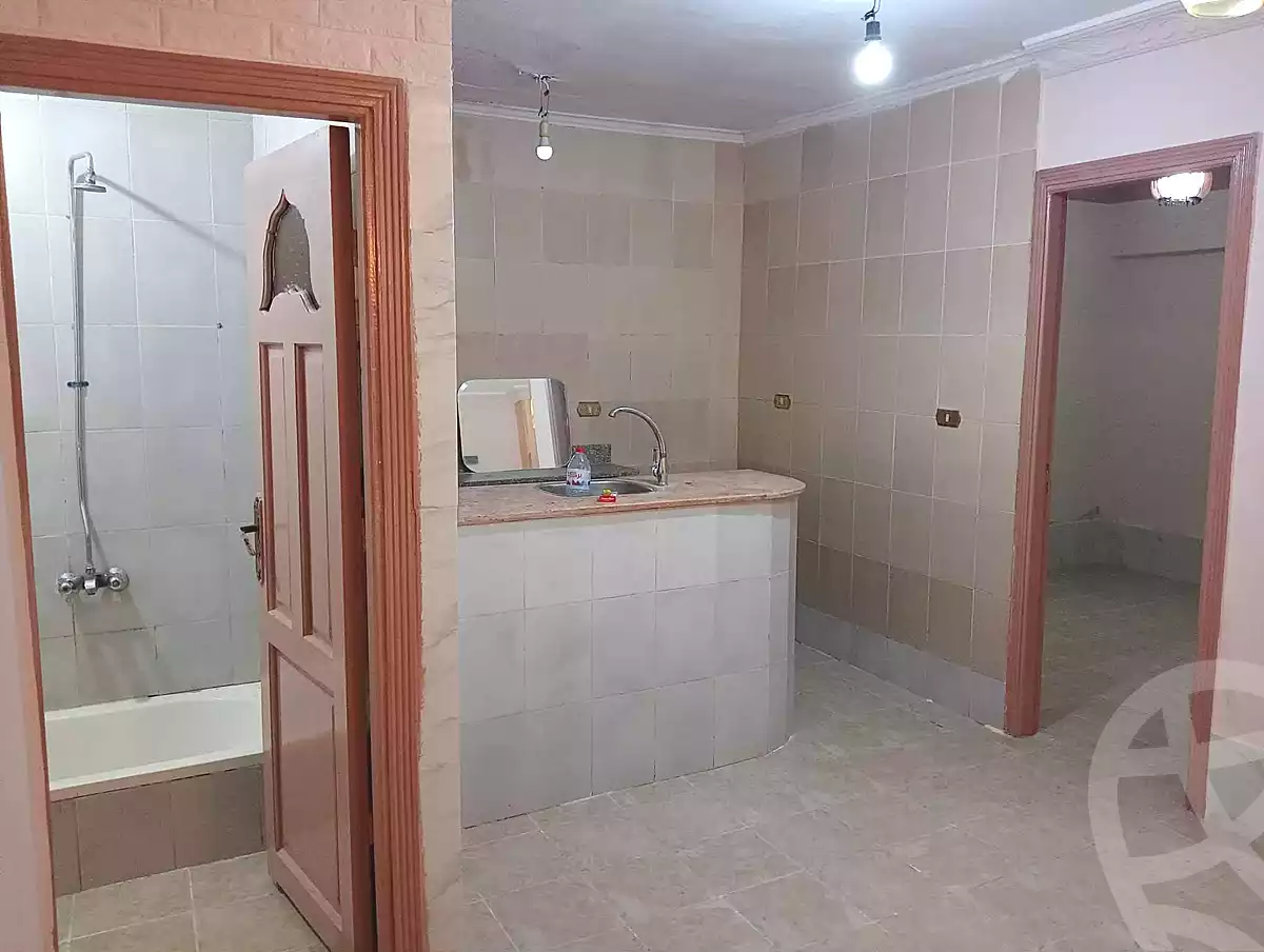 https://aqarmap.com.eg/ar/listing/7120997-for-sale-alexandria-al-agamy-lbytsh-shahr-al-assal-st