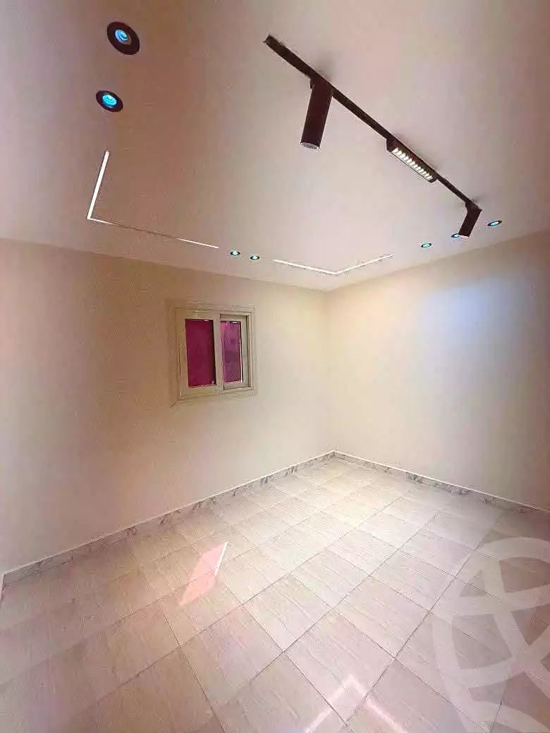 https://aqarmap.com.eg/ar/listing/7121023-for-sale-alexandria-al-agamy-lbytsh-bianchiii