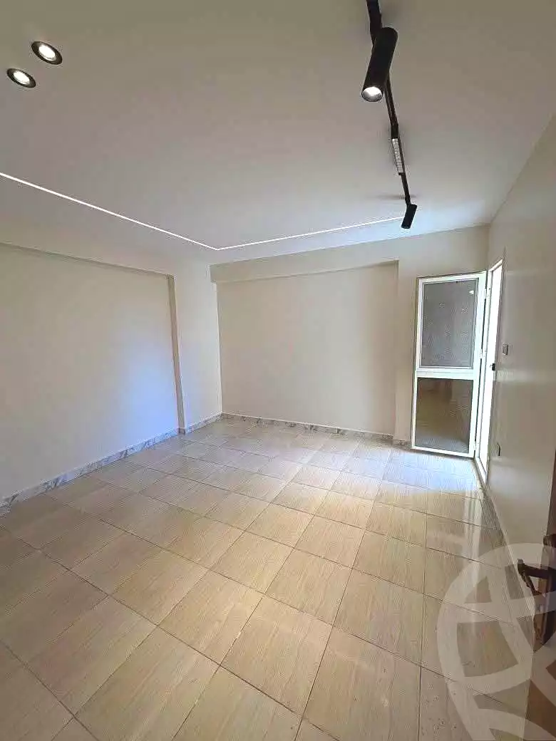 https://aqarmap.com.eg/ar/listing/7121023-for-sale-alexandria-al-agamy-lbytsh-bianchiii