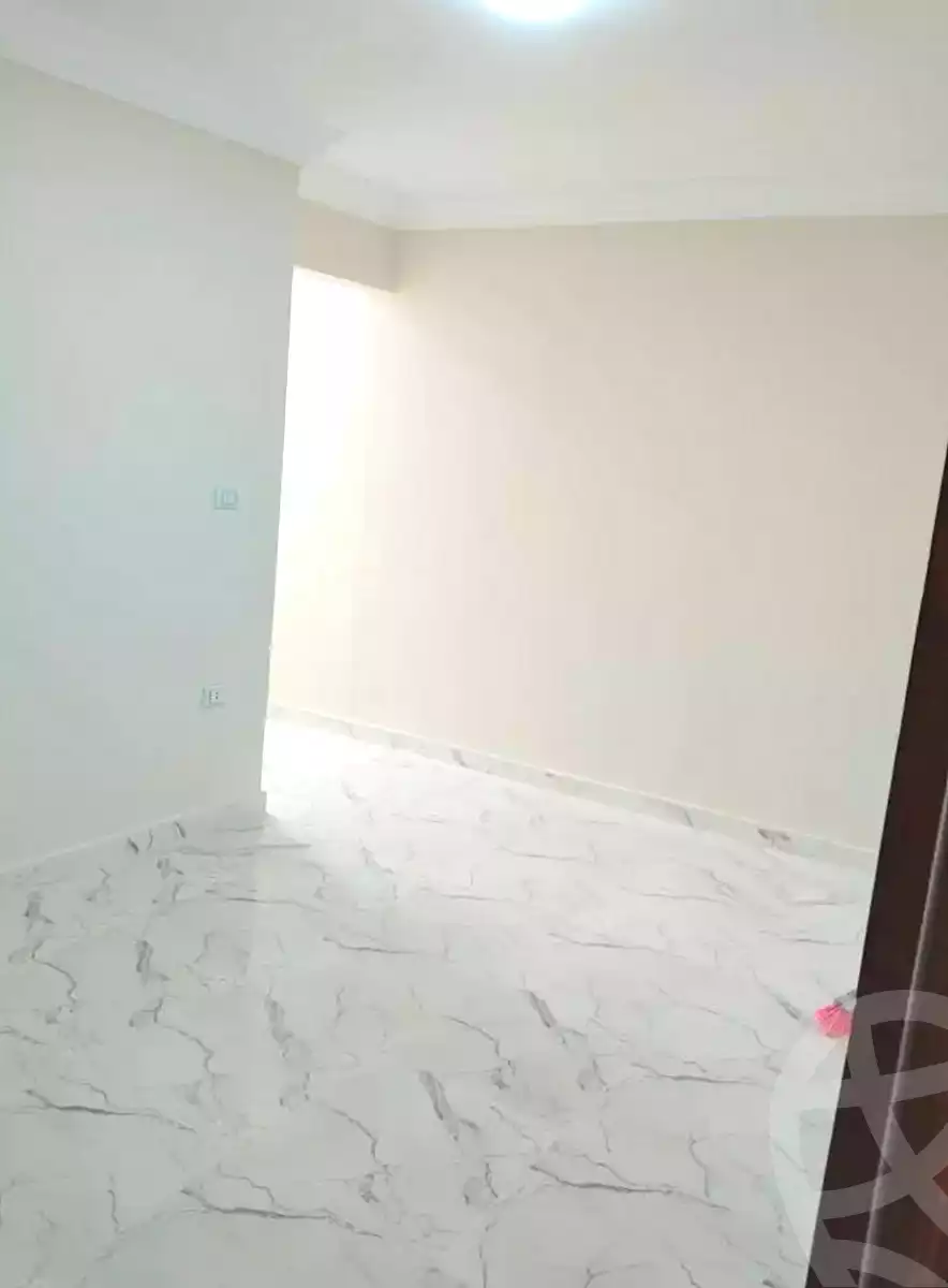 https://aqarmap.com.eg/ar/listing/7121066-for-sale-alexandria-al-agamy-el-hanouvel-al-haded-we-al-soulb-st