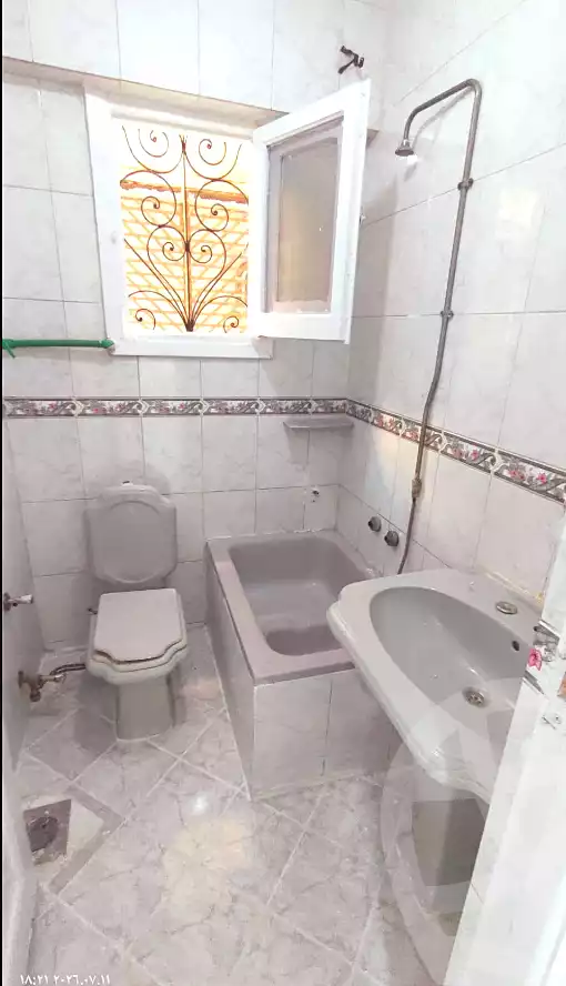 https://aqarmap.com.eg/ar/listing/7121280-for-sale-alexandria-al-agamy-shataa-el-nakheel