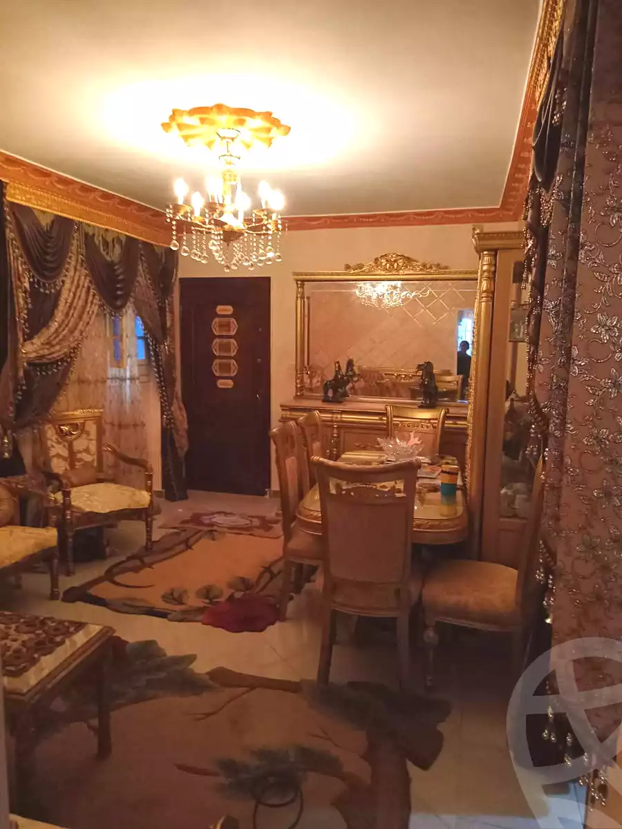 https://aqarmap.com.eg/en/listing/7121310-for-sale-alexandria-al-agamy-el-hanouvel-el-kholafaa-el-rashdeen-st
