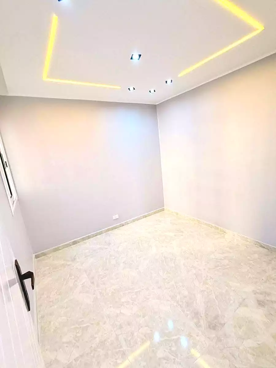 https://aqarmap.com.eg/en/listing/7121850-for-sale-alexandria-miami-45-street