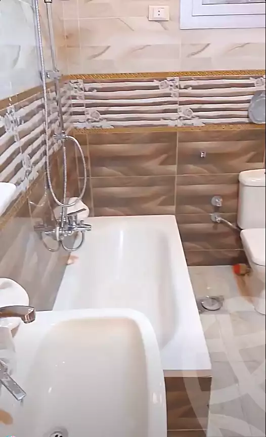 https://aqarmap.com.eg/ar/listing/7121884-for-sale-alexandria-miami-abou-el-arab-st