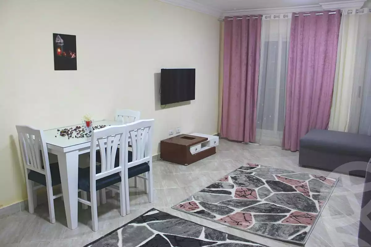 https://aqarmap.com.eg/ar/listing/7122030-for-sale-cairo-new-cairo-lrhb-city-phase-1-youssef-el-sebaey-st